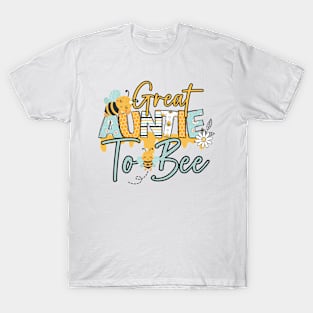 Great Auntie to bee-Buzzing with Love: Newborn Bee Pun Gift T-Shirt